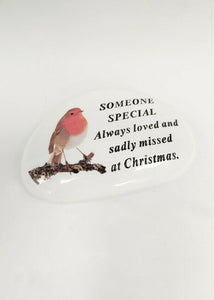 White Robin Pebble Christmas Memorial Tribute - Xmas Tree Plaque Verse Graveside