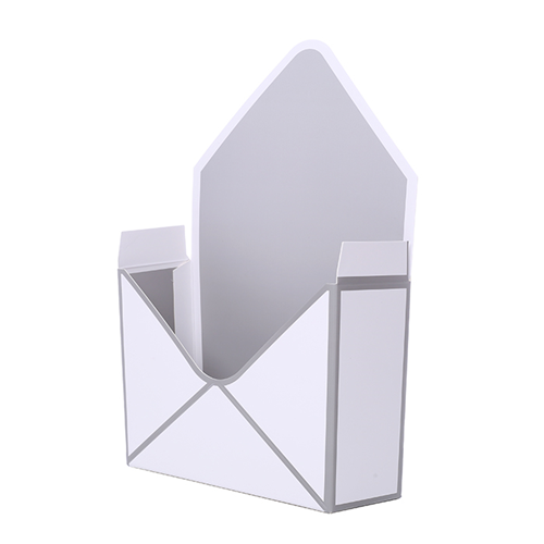 23cm Cardboard Envelope - White/Silver